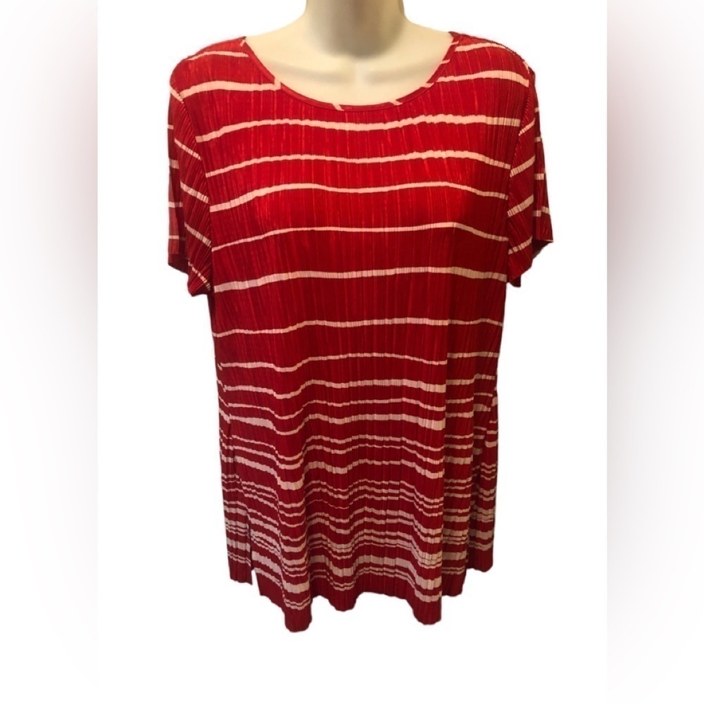 Chico’s Travelers Slinky Crinkle SS Top 2/M Red White Stripe Career Layering
